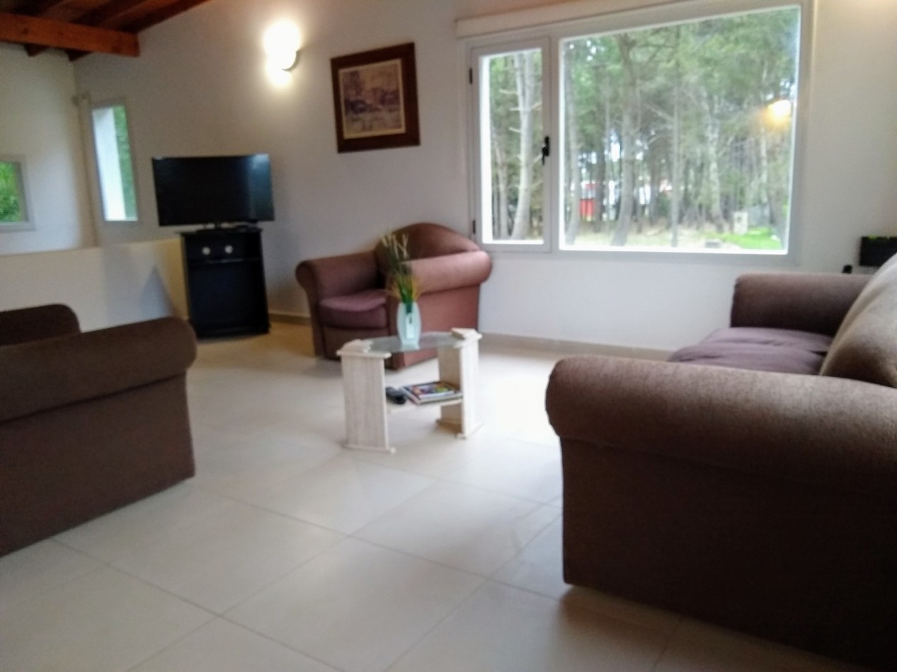 alquilo casa en Pinamar Boulevard Eros 