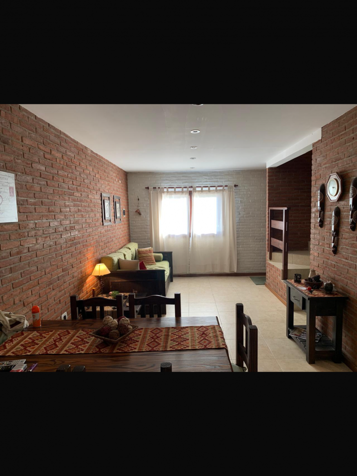 Duplex en venta a 2 cuadras del mar - Valeria del Mar