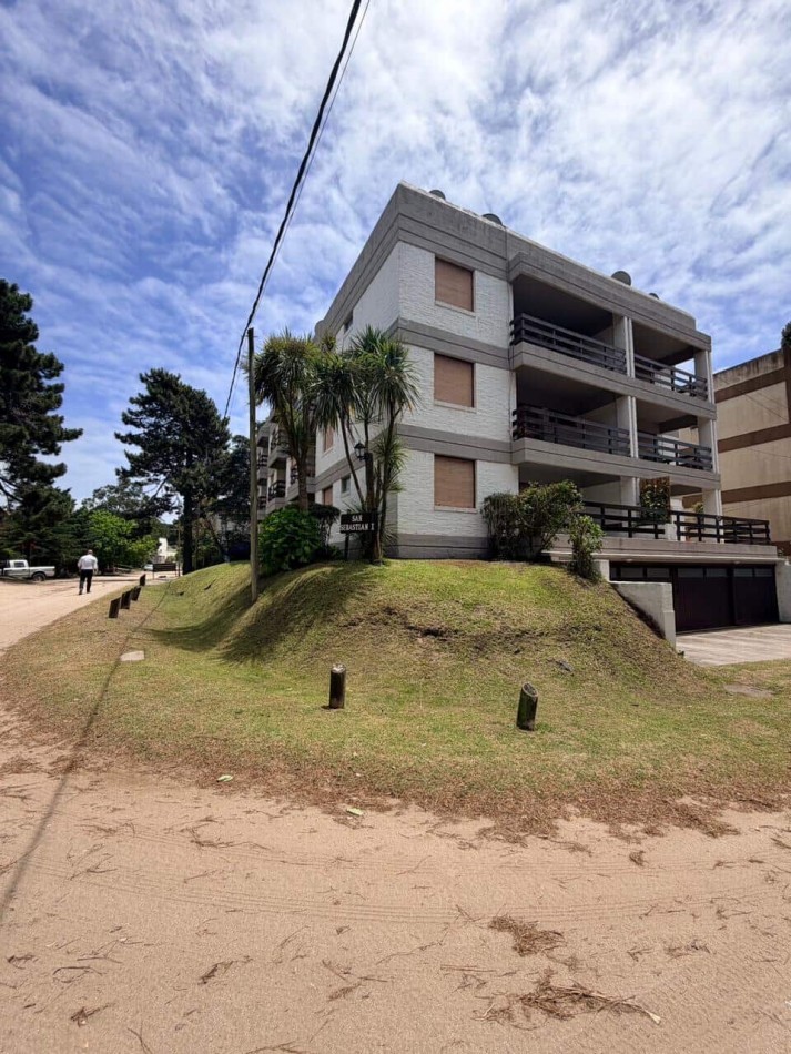 Alquilo Departamento en Pinamar - San Sebastian 1