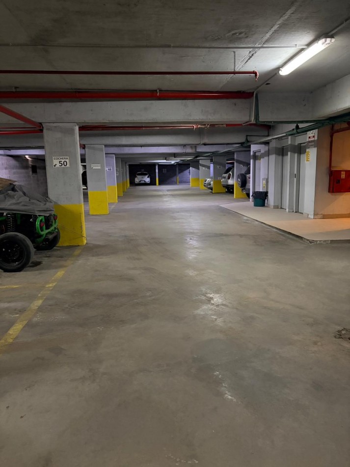 Vendo cochera en centro comercial Paseo el AGORA Pinamar
