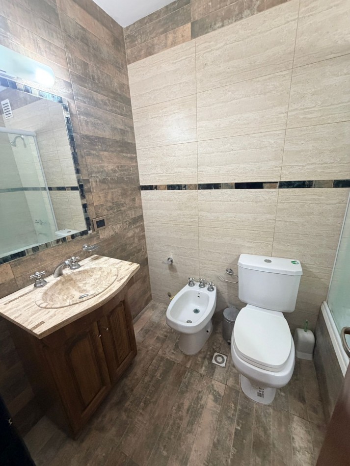 Vendo Departamento en av del mar y Bunge Pinamar