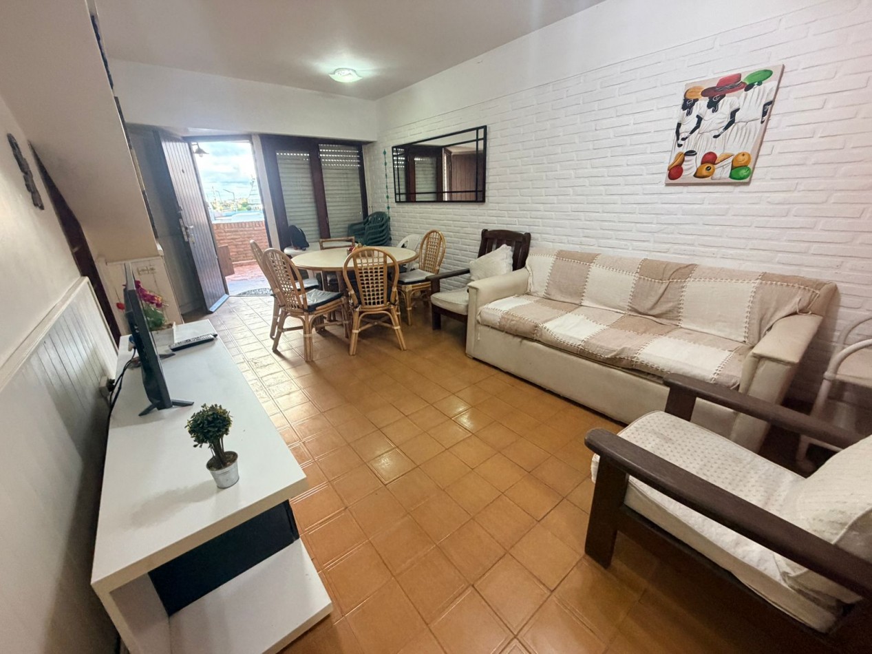 Vendo Departamento en av del mar y Bunge Pinamar