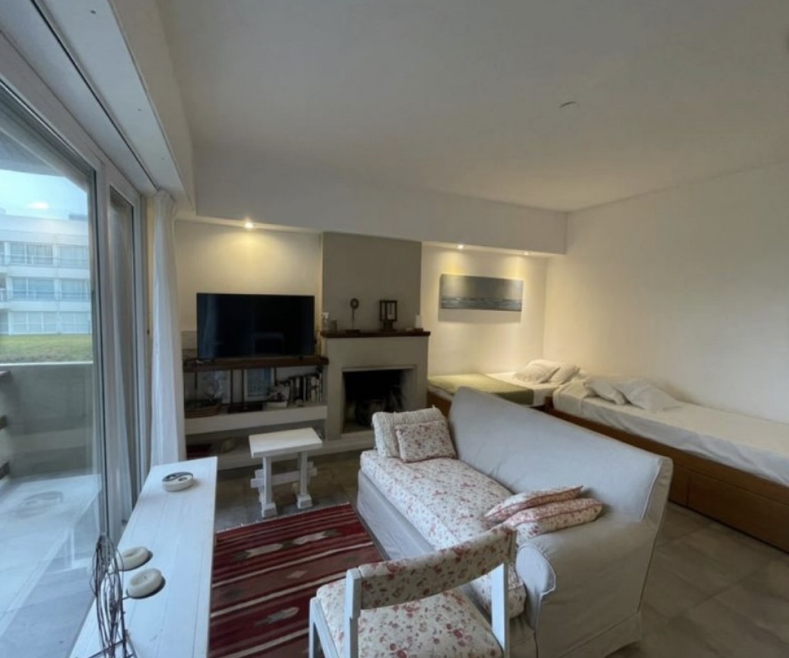 Departamento en venta - 3 Carabelas y Libertador, Pinamar 