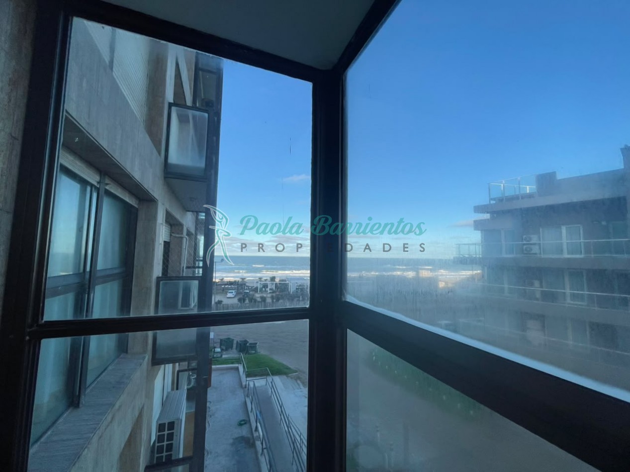 Vendo departamento frente al mar Bunge y Av del Mar Pinamar 