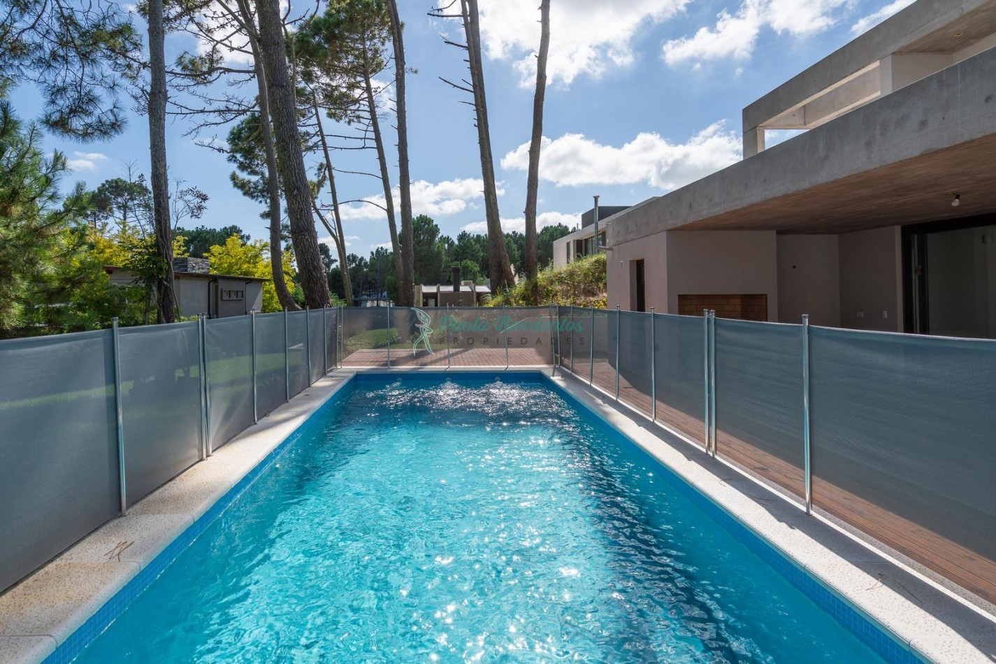 Vendo Casa a Estrenar en Pinamar zona Alamos II tres carabelas y de los Alamos 