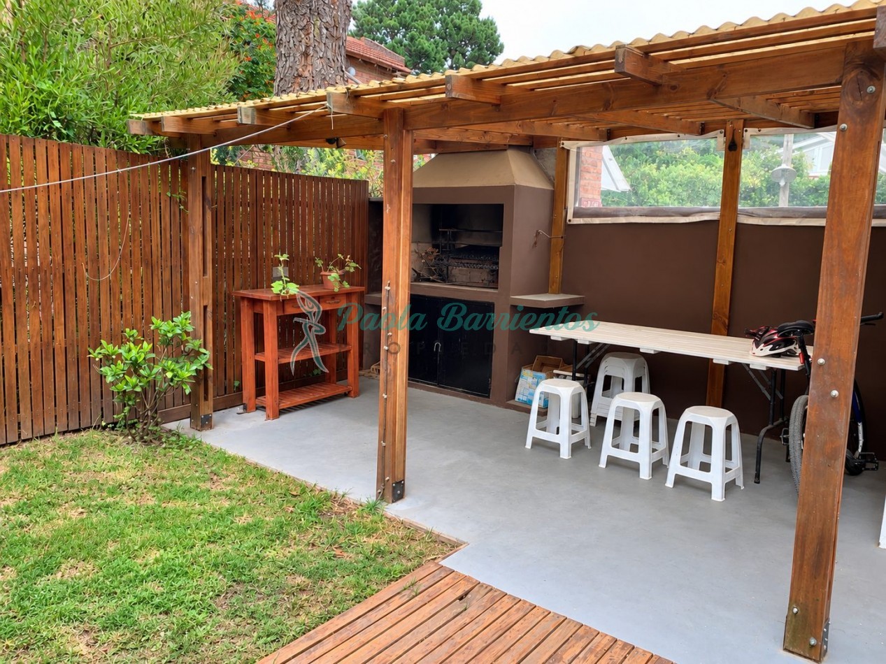Vendo Duplex en Pinamar valle fertil y Merluza 