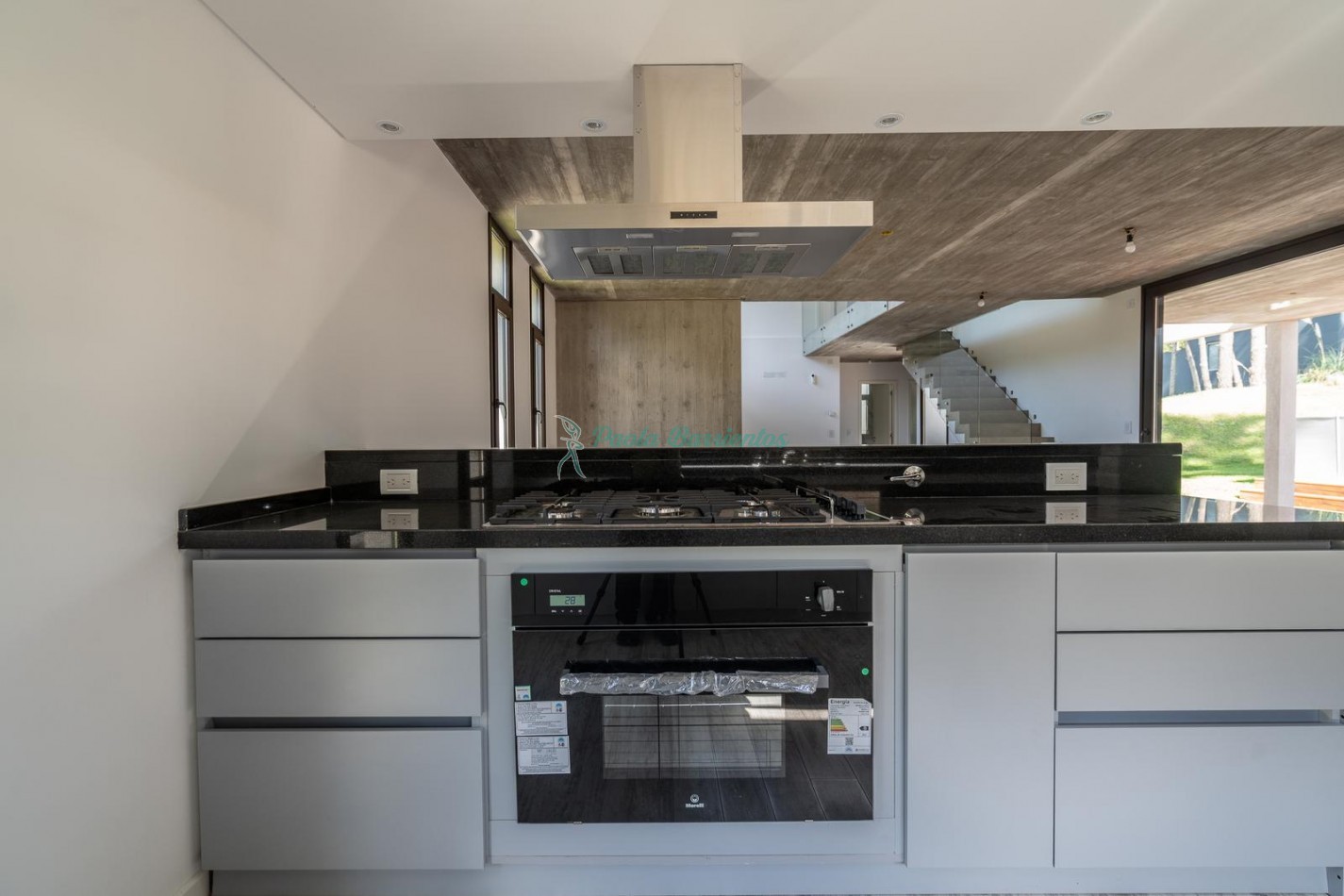 Vendo Casa a Estrenar en Pinamar zona Alamos II tres carabelas y de los Alamos 