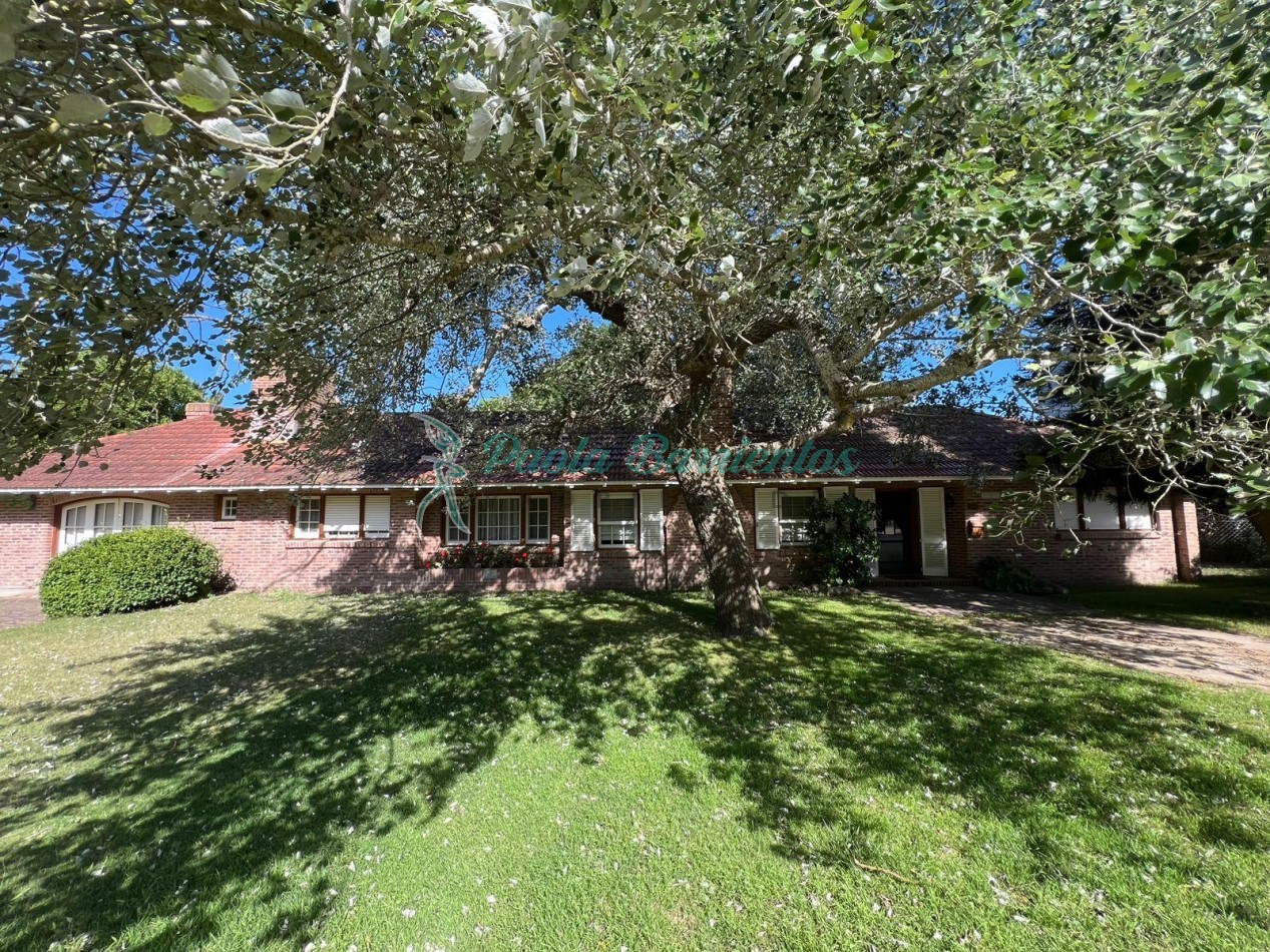 Vendo casa en Pinamar de la sirena todo en planta baja