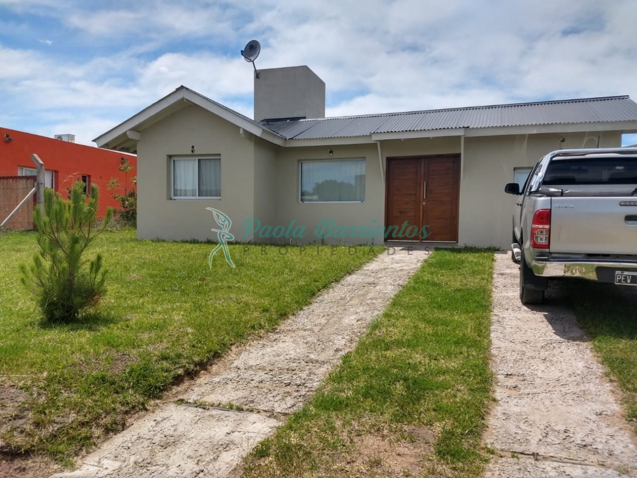 Alquilo casa en barrio Nayades Ateneas 1367 Pinamar