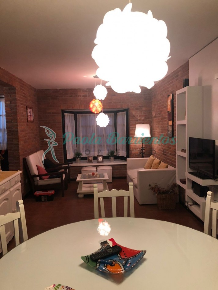 Alquilo Duplex en Pinamar calle Cazon 899 