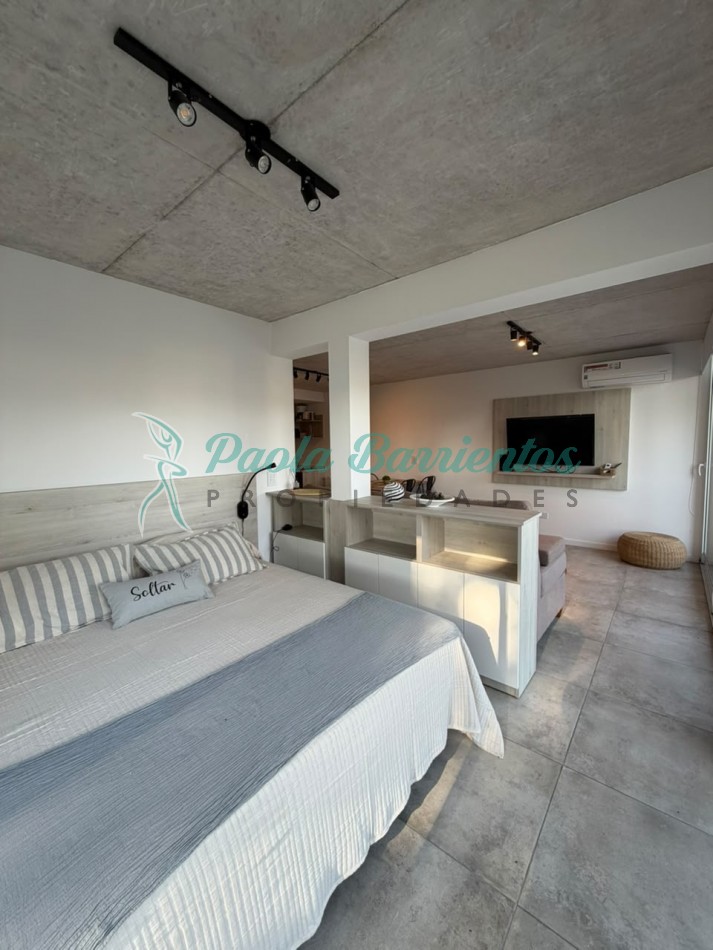 Vendo departamento con dos cocheras 