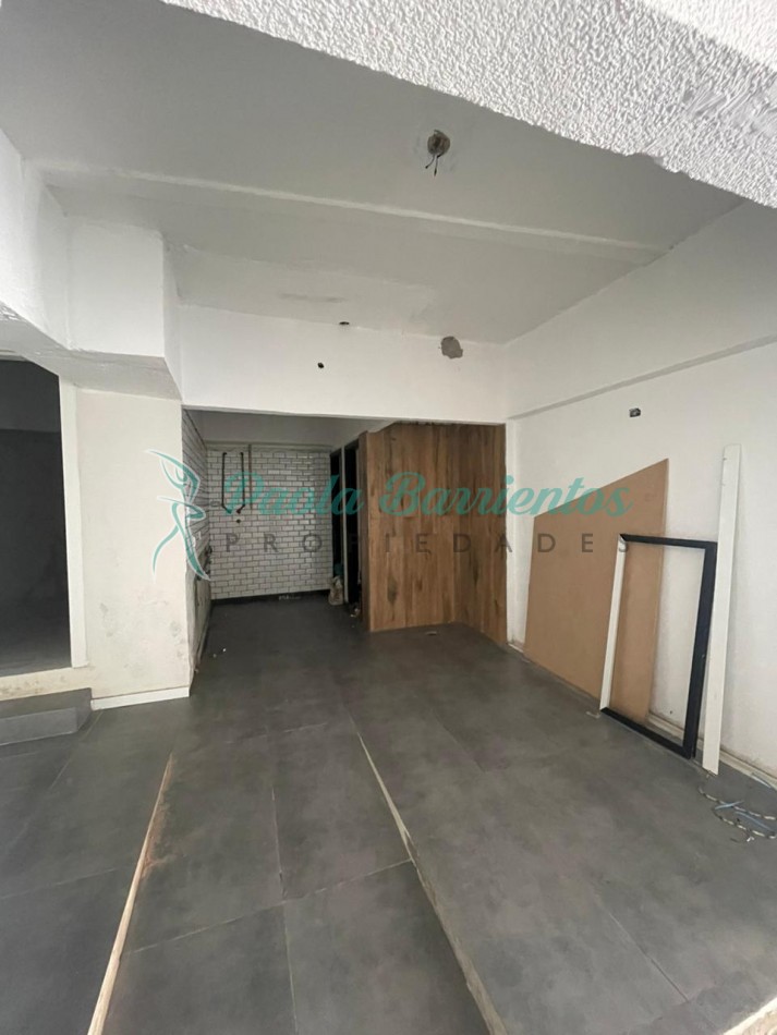 Vendo local en Pinamar Av. Libertador y de las Artes  Edificio Cafi 3