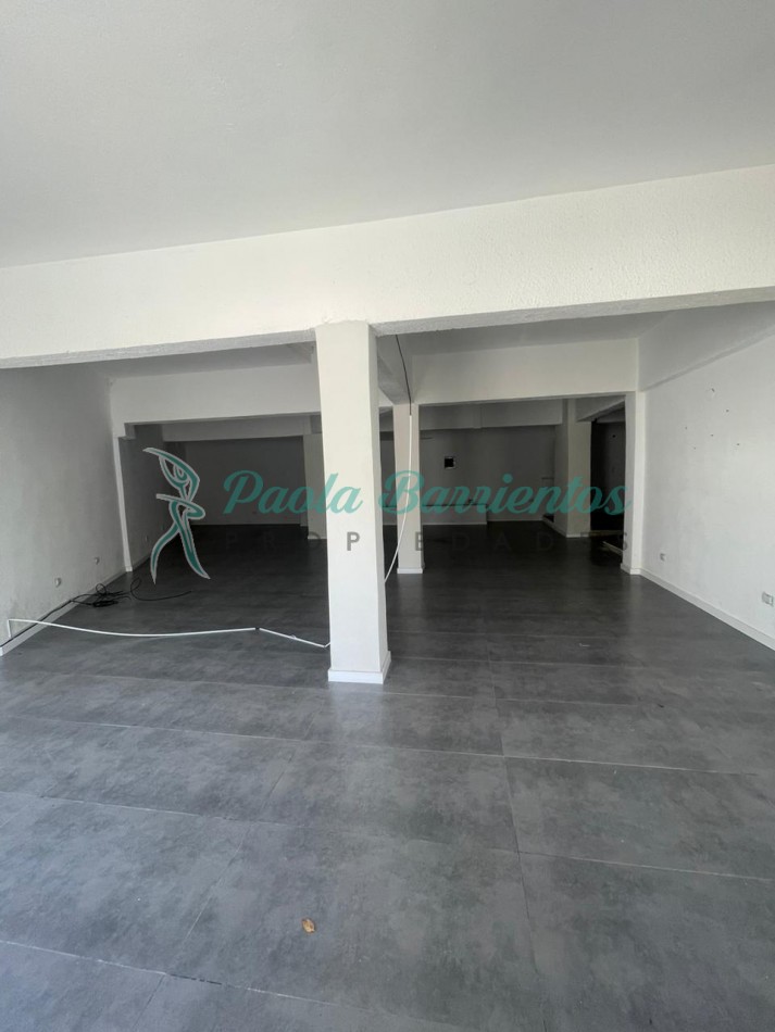 Vendo local en Pinamar Av. Libertador y de las Artes  Edificio Cafi 3