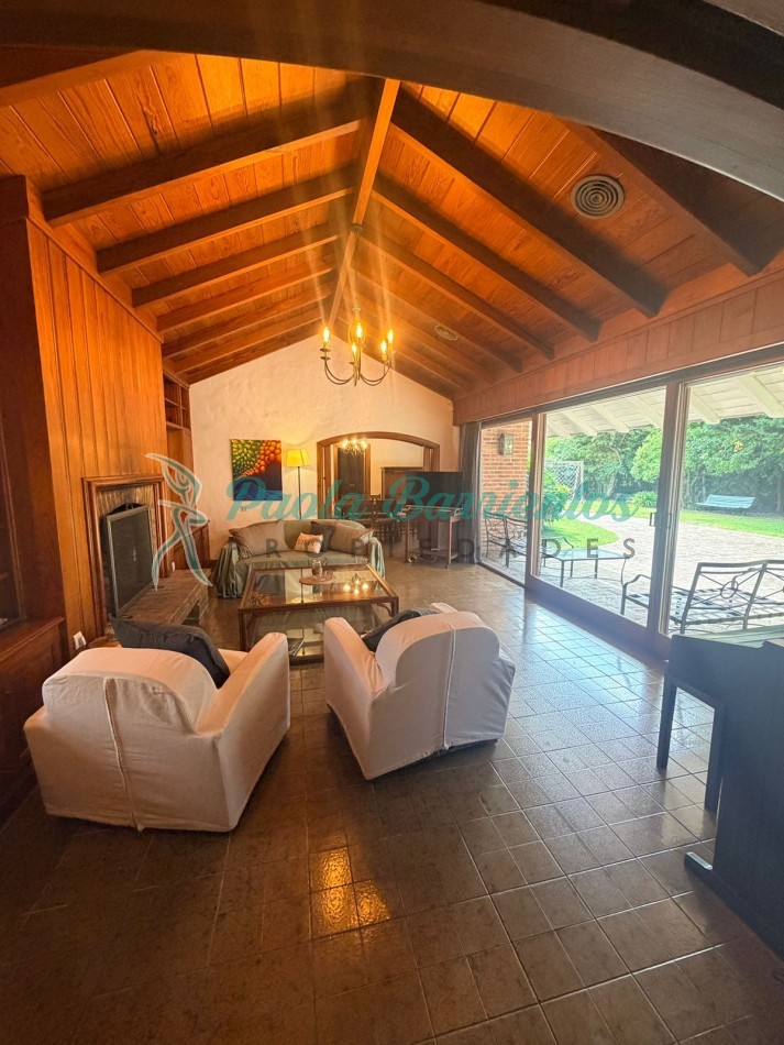 Vendo casa en Pinamar de la sirena todo en planta baja