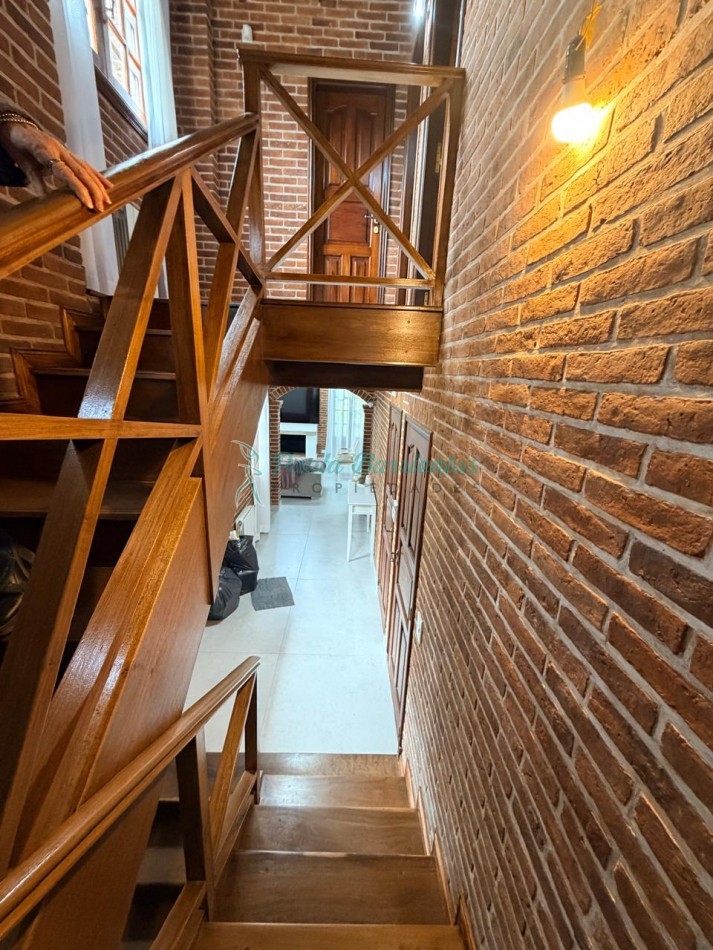 Alquilo casa  con pileta en Pinamar zona  centro Pinguinos 399