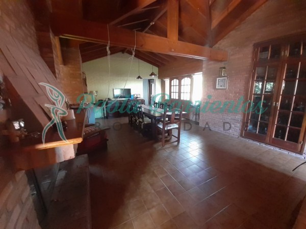 vendo casa en Pinamar de las Heraclidas 1260 entre ondinas y odiseo