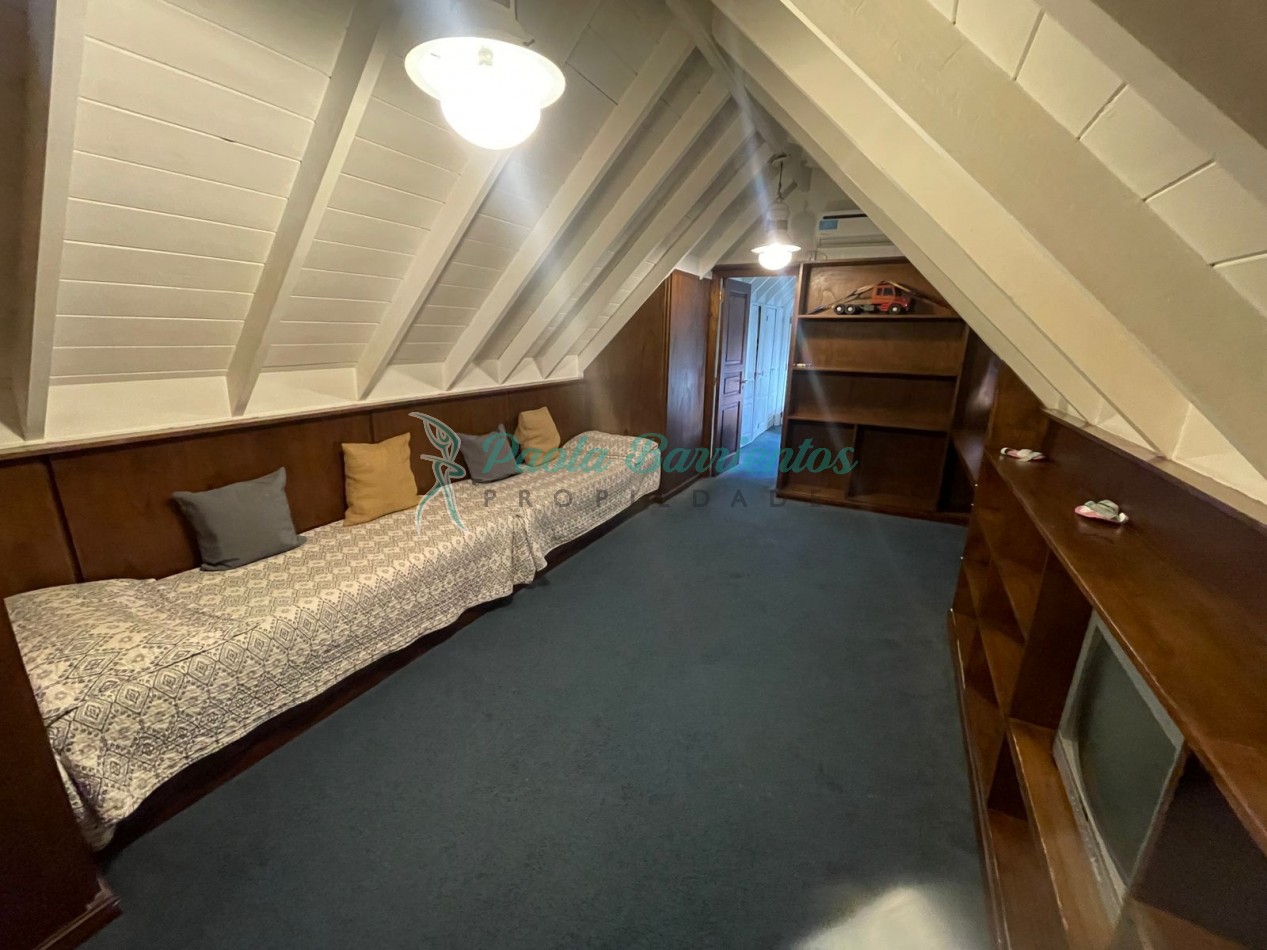 Alquilo casa en Pinamar para 10 personas centro 