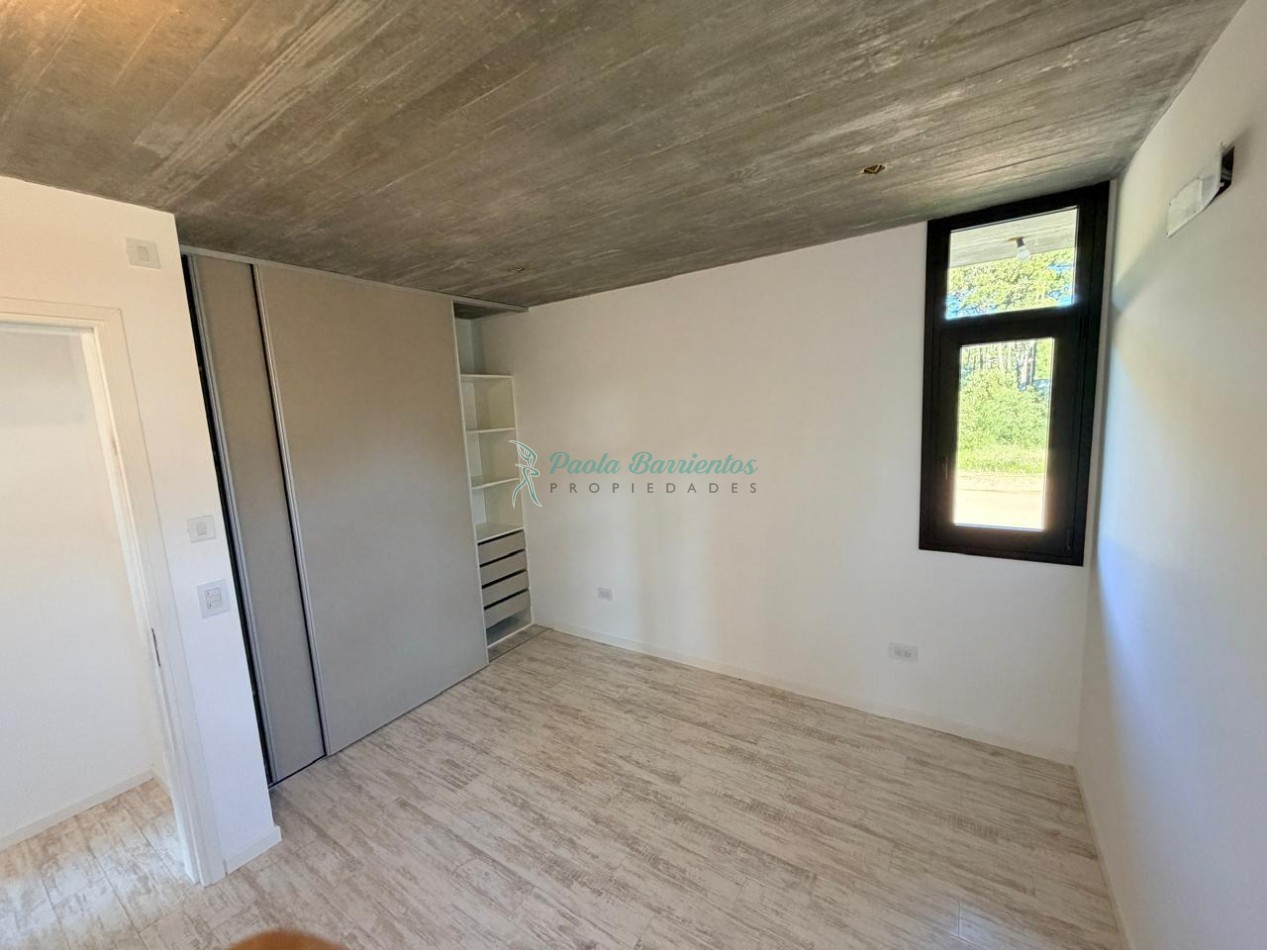 Vendo Casa a Estrenar en Pinamar zona Alamos II tres carabelas y bvlrd Alamos 