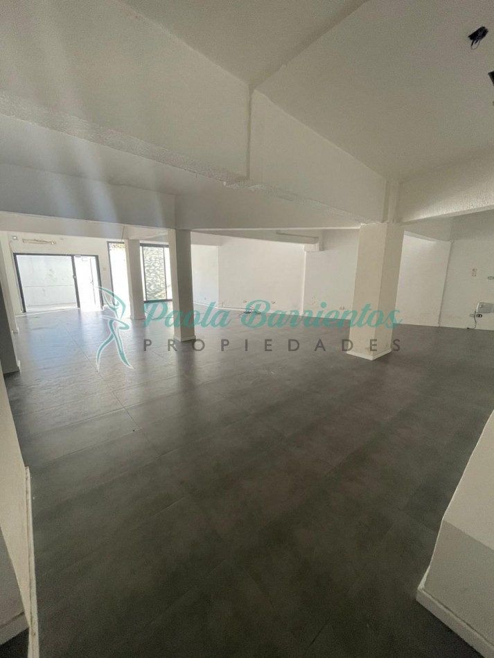 Vendo local en Pinamar Av. Libertador y de las Artes  Edificio Cafi 3