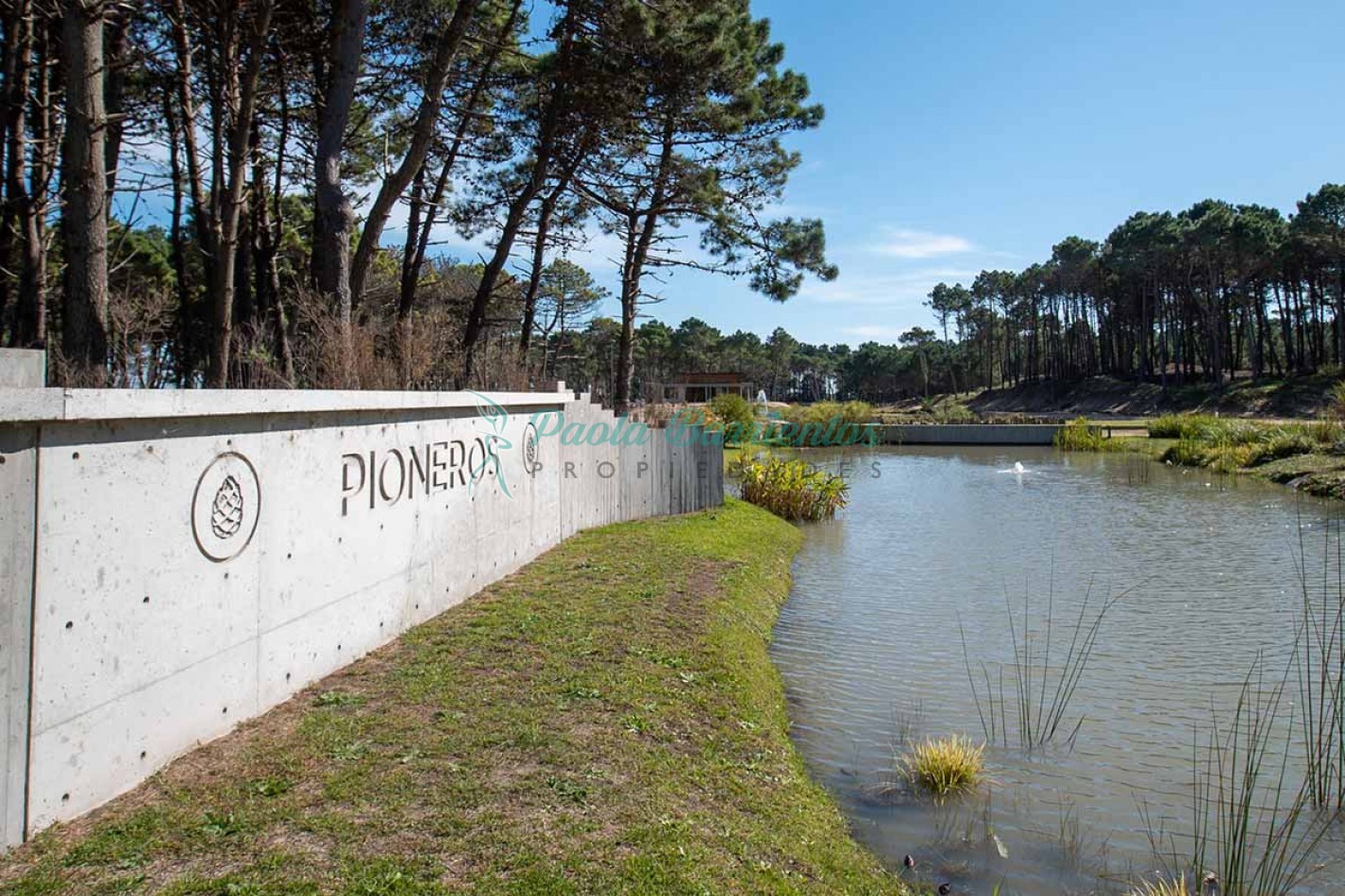 Vendo lote en Pinamar Barrio Pioneros