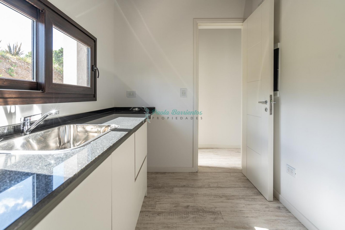 Vendo Casa a Estrenar en Pinamar zona Alamos II tres carabelas y de los Alamos 