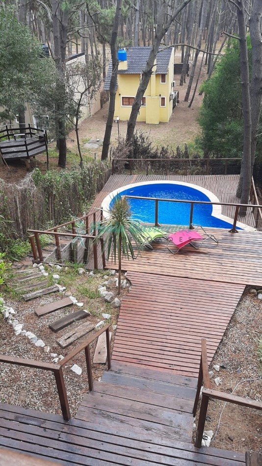Vendo casa en mar azul a pocas cuadras del mar 38 entre mar azul y mar del plata 