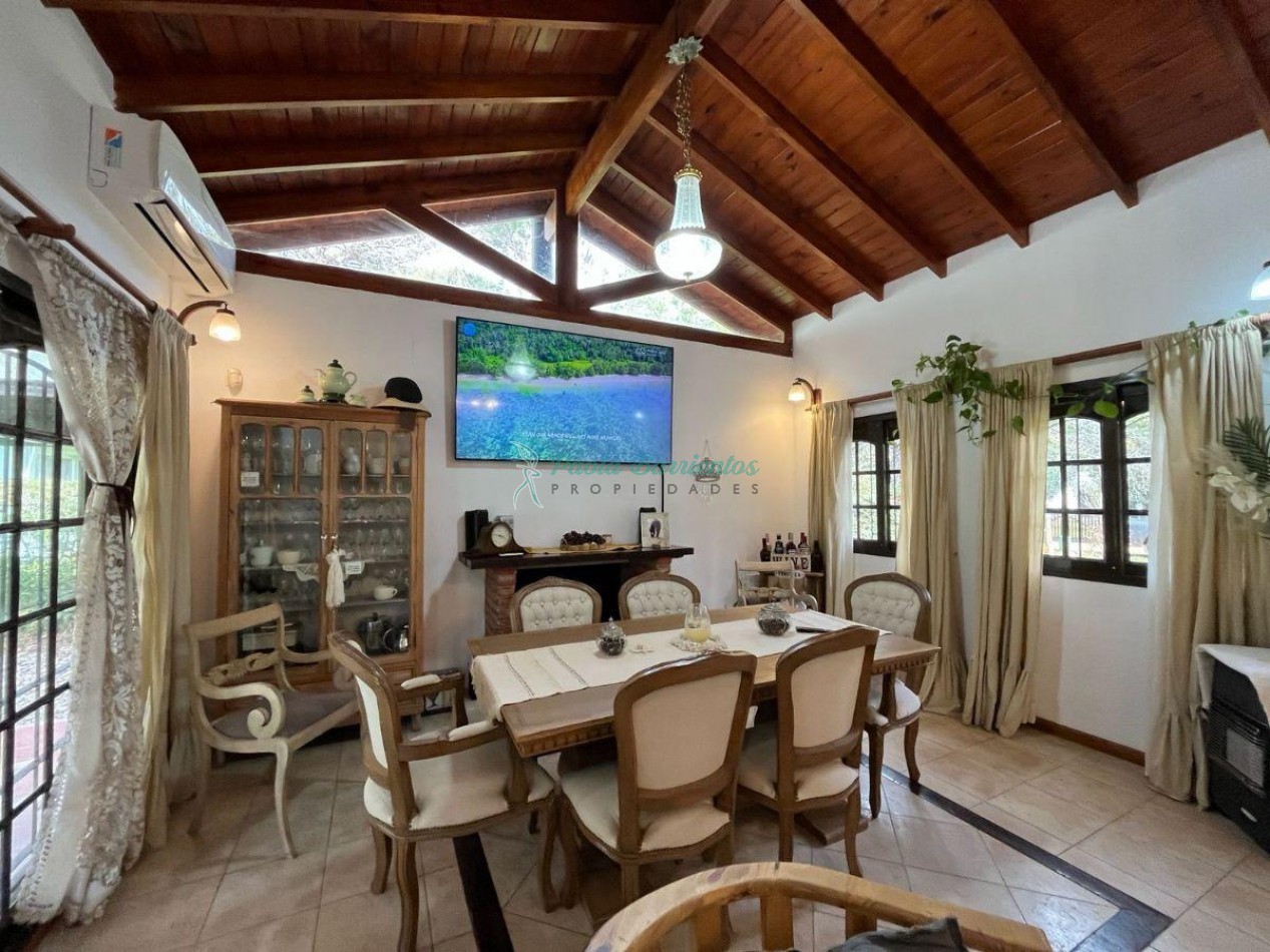 Vendo casa en Carilo Urraca 1356