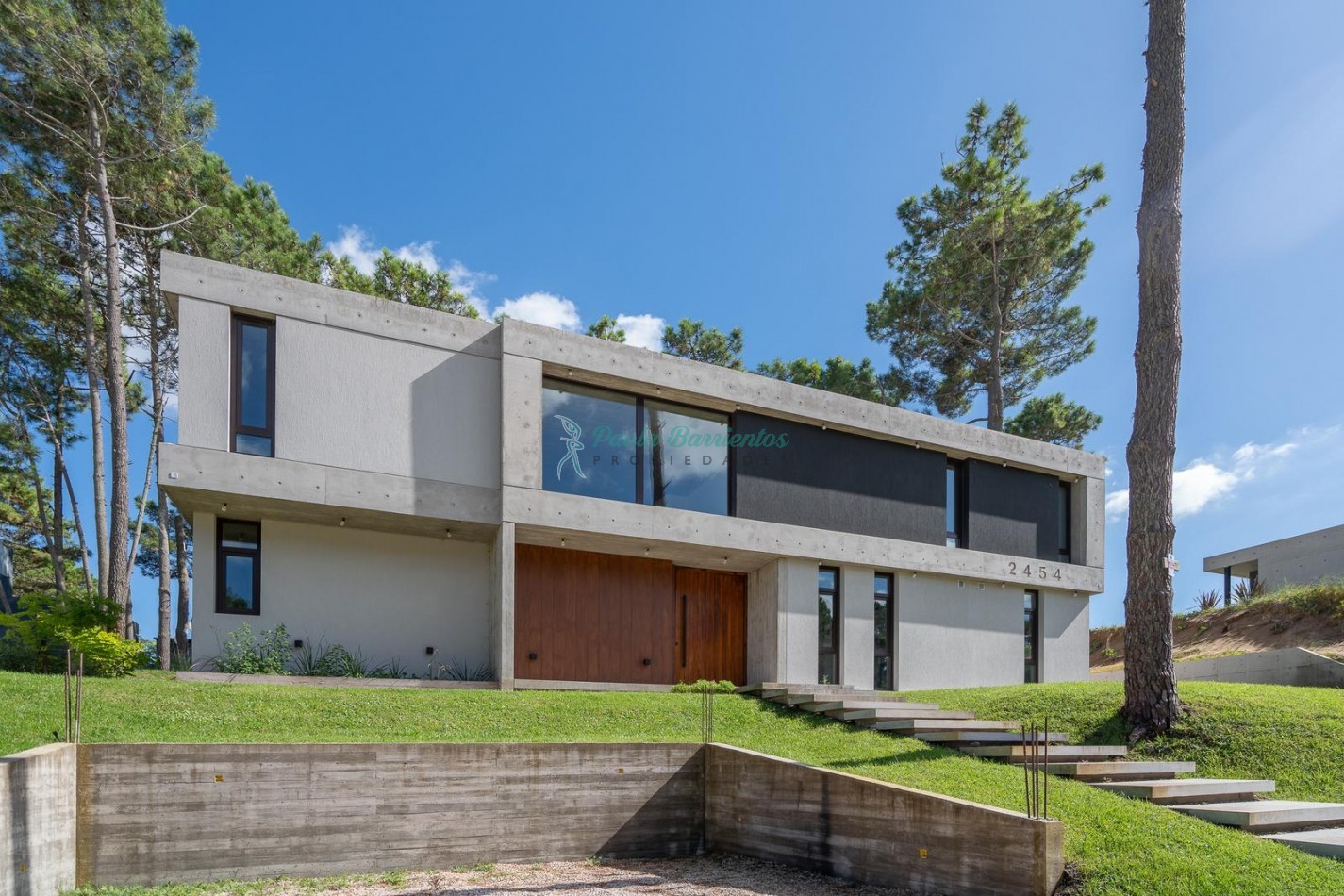 Vendo Casa a Estrenar en Pinamar zona Alamos II tres carabelas y de los Alamos 