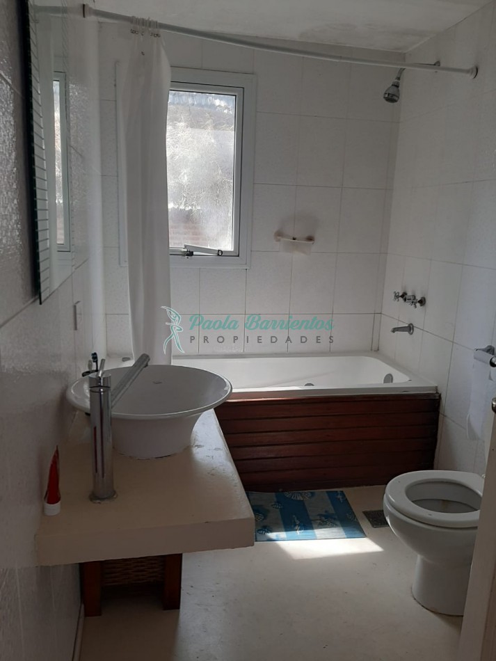 Vendo casa en mar azul a pocas cuadras del mar 38 entre mar azul y mar del plata 