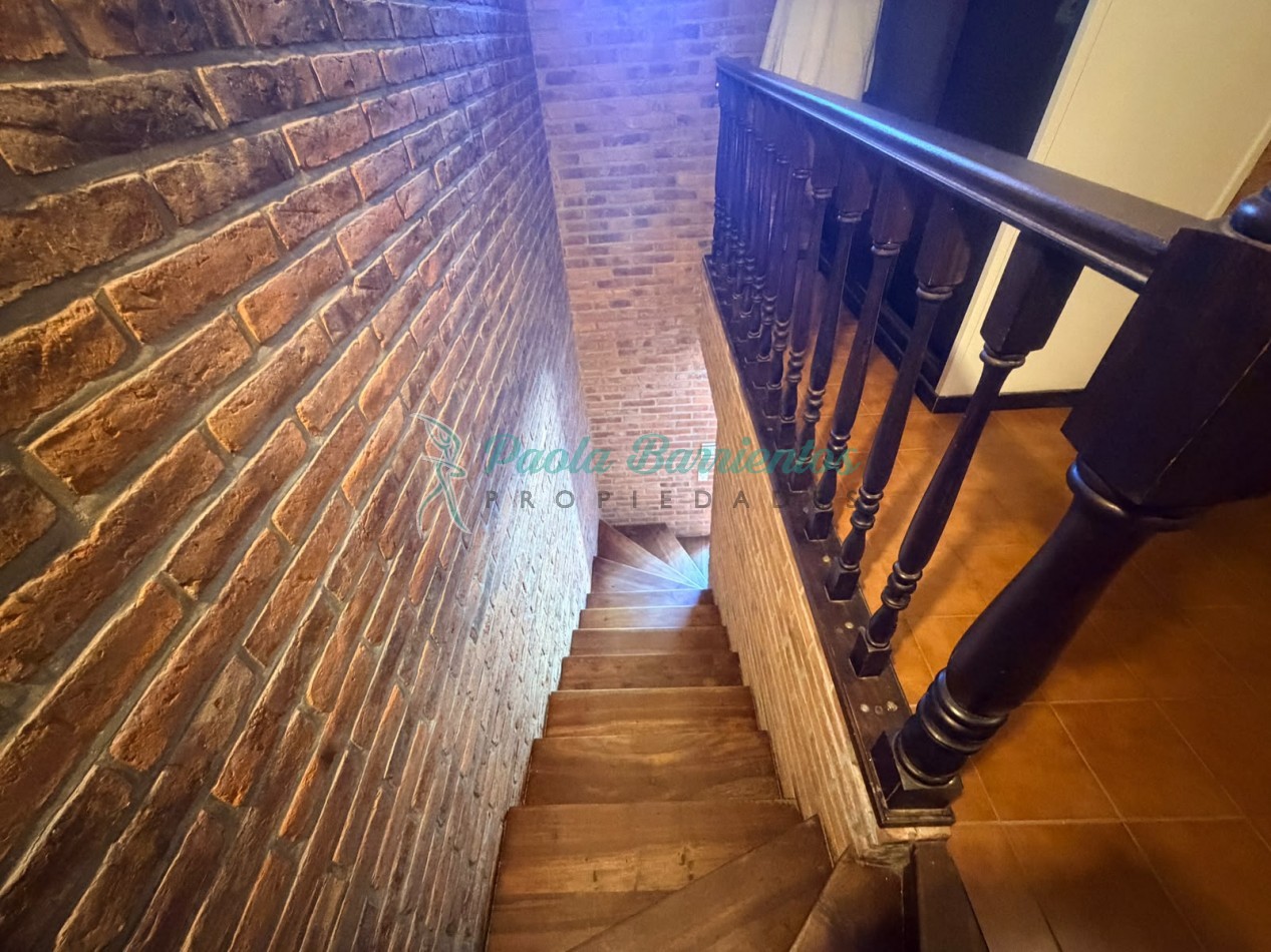 Alquilo Duplex en Pinamar calle Cazon 899 