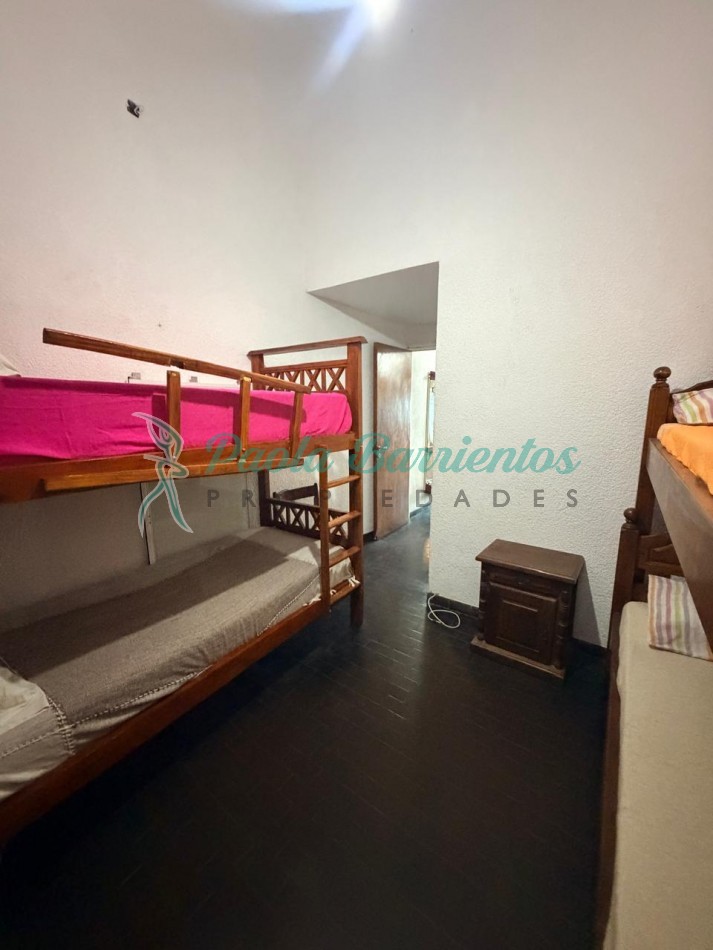 Vendo Departamento tipo duplex en av del mar y Bunge Pinamar con terraza 