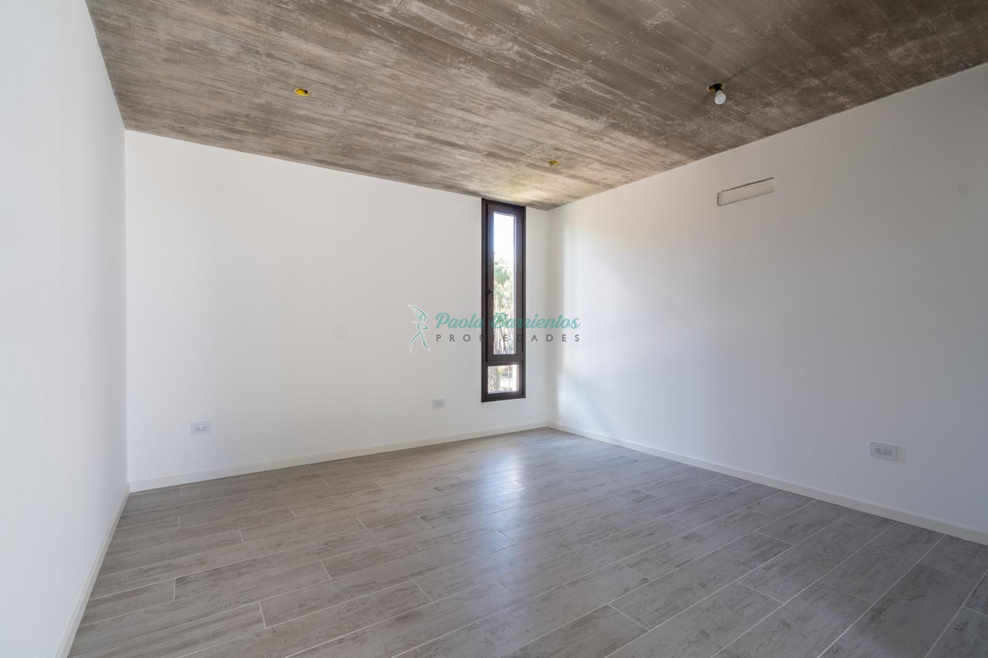 Vendo Casa a Estrenar en Pinamar zona Alamos II tres carabelas y de los Alamos 