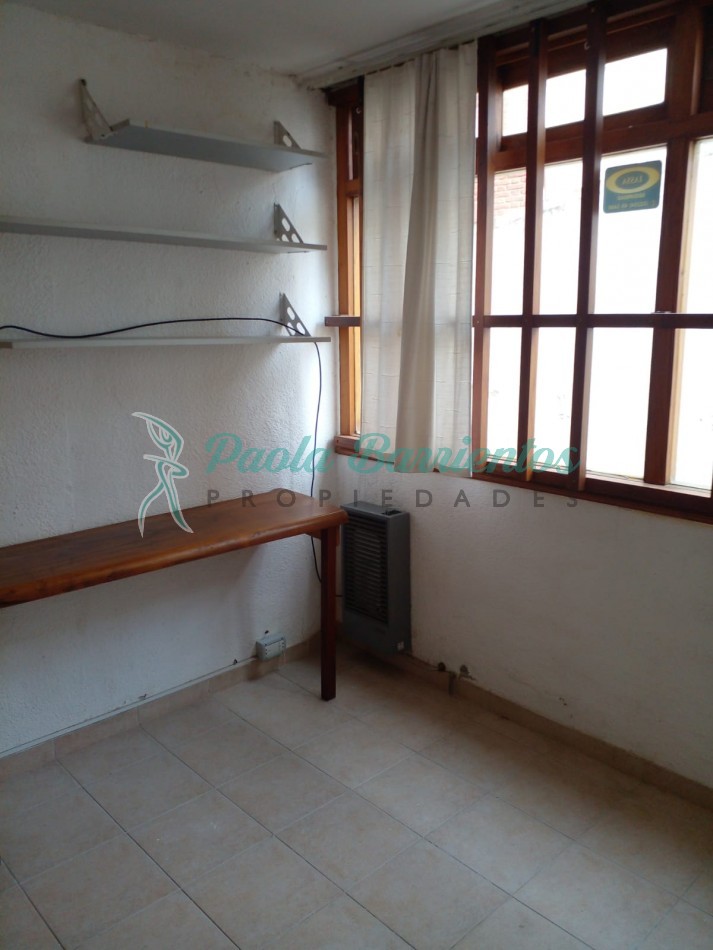 Vendo Local comercial con vivienda en el centro de Pinamar 