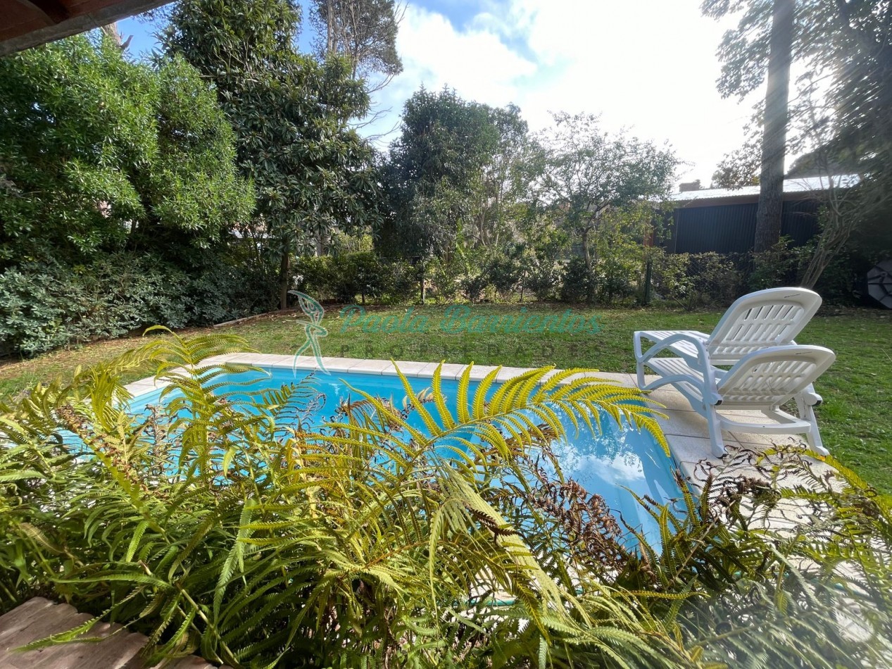 Alquilo casa en Pinamar para 10 personas centro 
