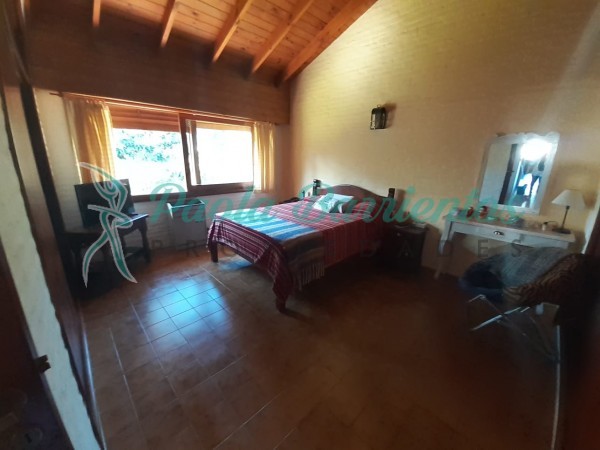 vendo casa en Pinamar de las Heraclidas 1260 entre ondinas y odiseo