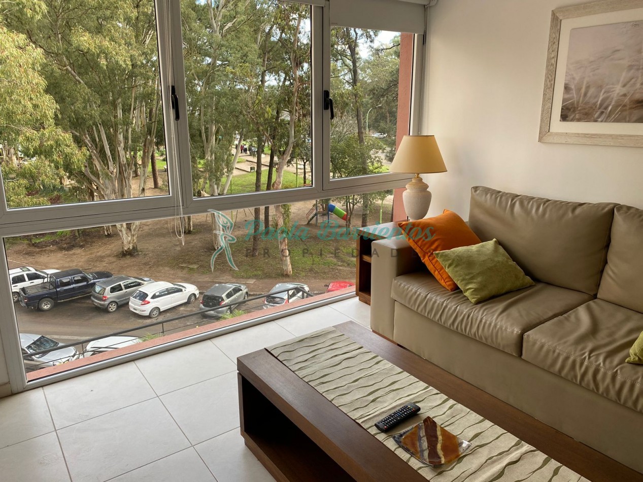 Alquilo departamento en Pinamar centro Valle fertil y Constitucion