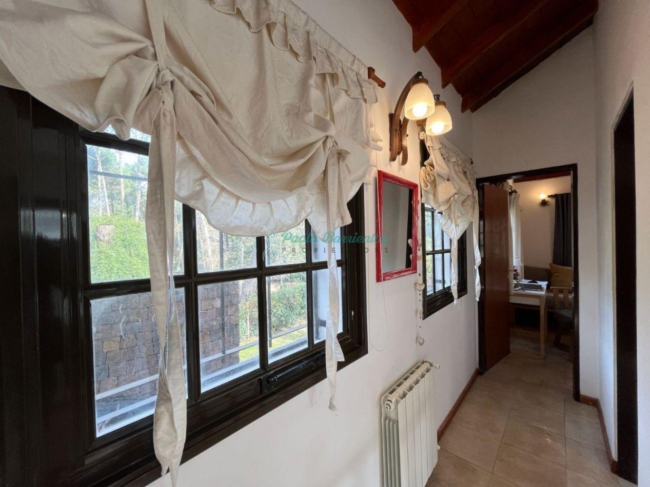 Vendo casa en Carilo Urraca 1356