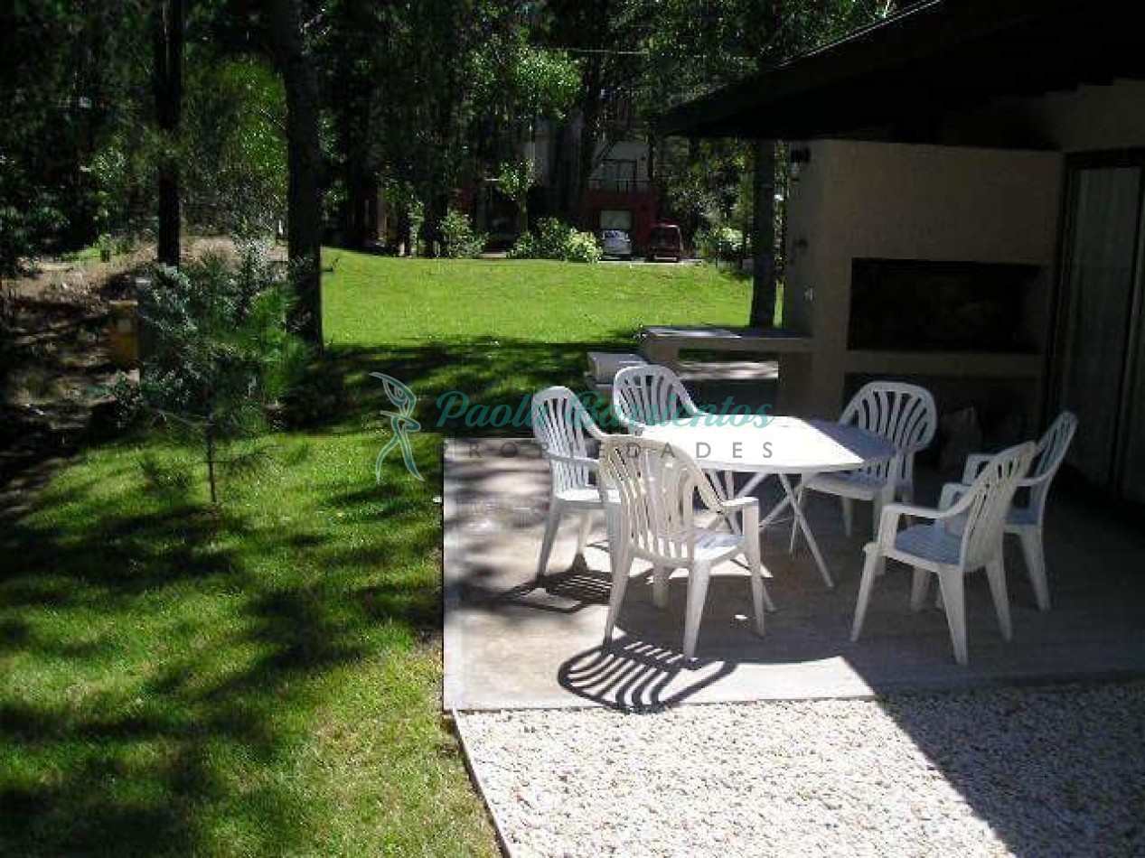 Vendo casa en Mar de las Pampas - Albatros y Guerrero