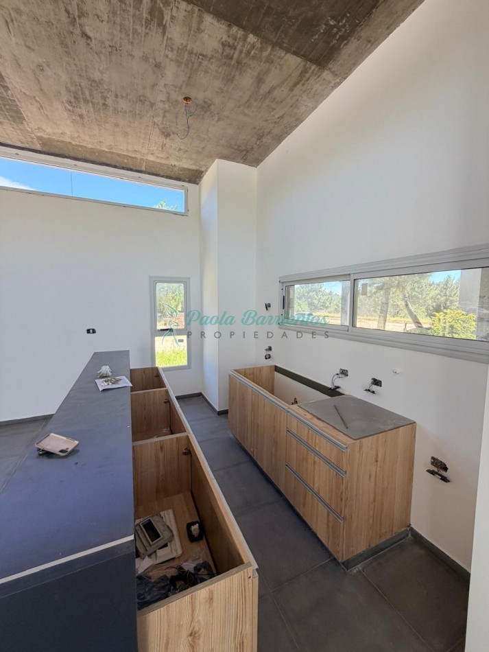 VENDO CASA EN COSTA ESMERALDA ECUESTRE LOTE 2 