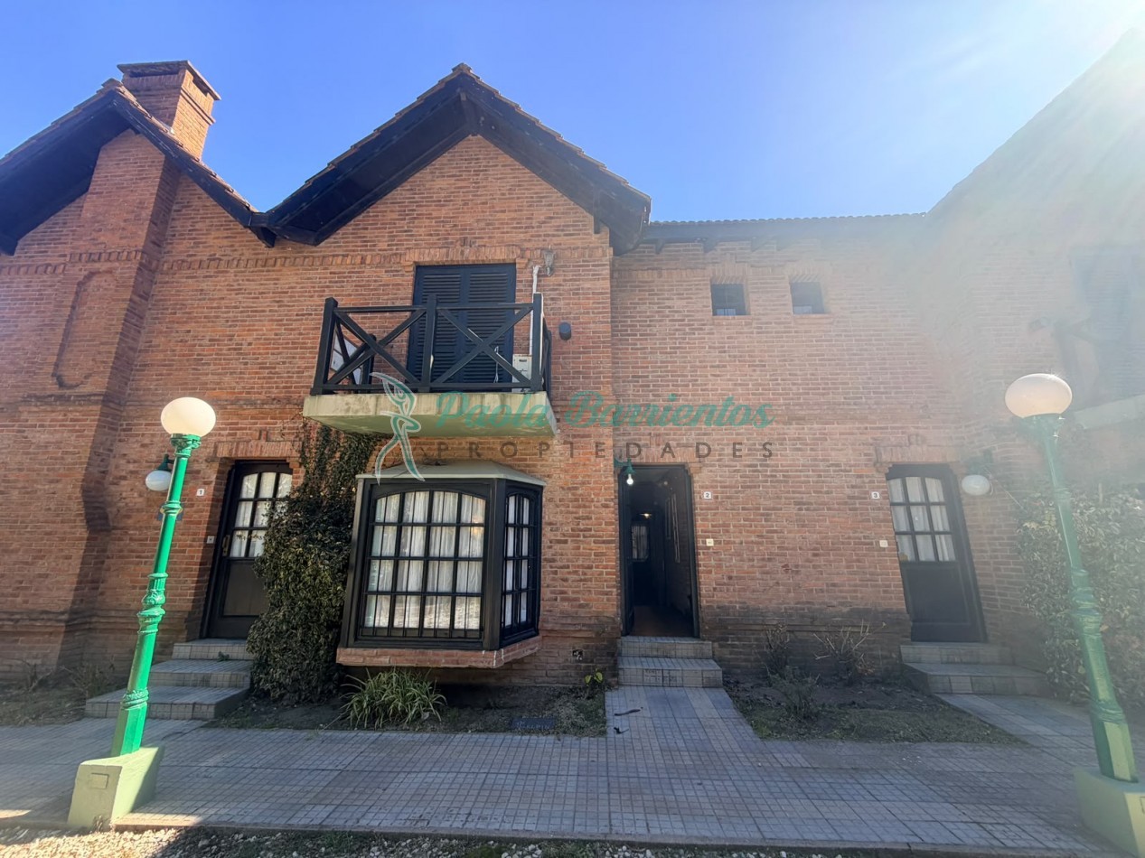 Alquilo Duplex en Pinamar calle Cazon 899 