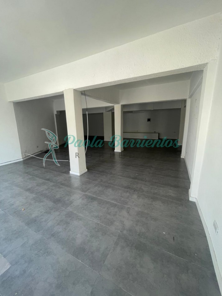 Vendo local en Pinamar Av. Libertador y de las Artes  Edificio Cafi 3