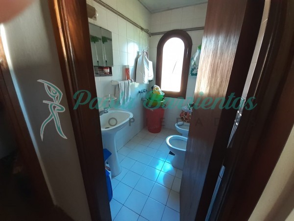 vendo casa en Pinamar de las Heraclidas 1260 entre ondinas y odiseo