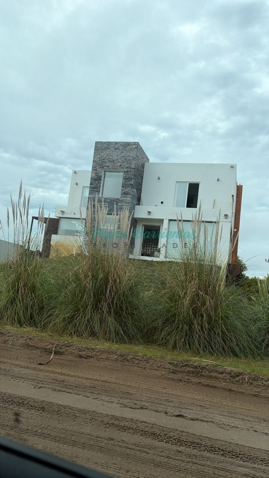Alquilo casa en Costa Esmeralda Ecuestre 412 