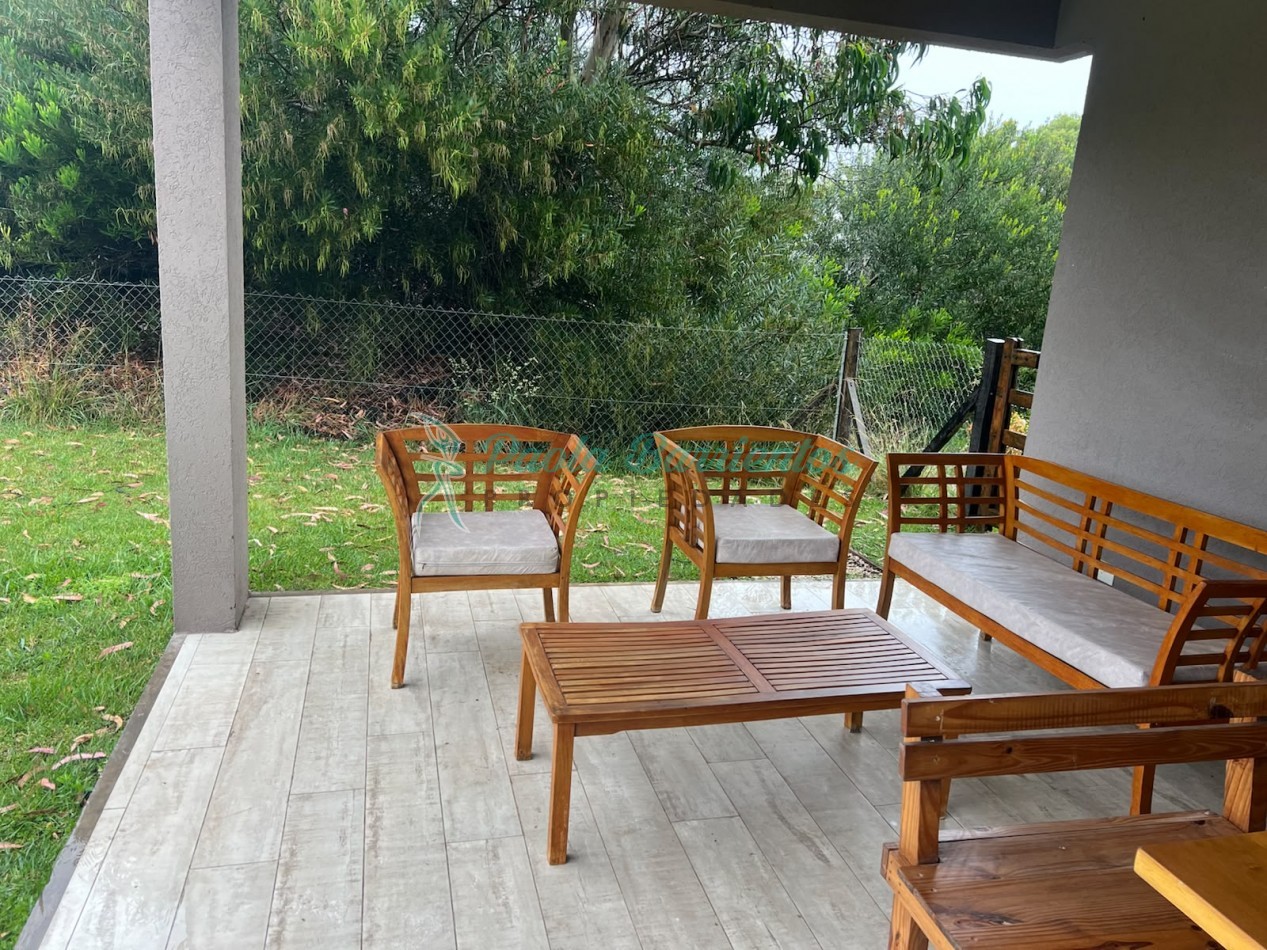Alquilo casa en Costa Esmeralda Golf 2 lote 406