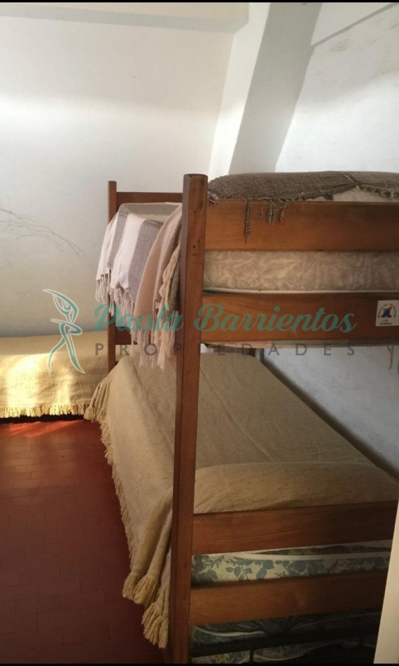 Vendo duplex en Pinamar calle de los silenios a 20 mts del mar