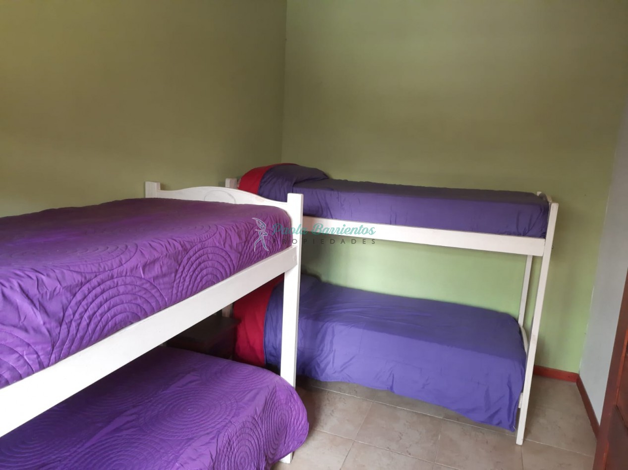 alquilo departamento para jovenes con pileta 