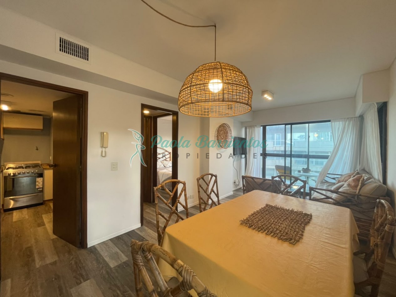 Vendo departamento frente al mar Bunge y Av del Mar Pinamar 