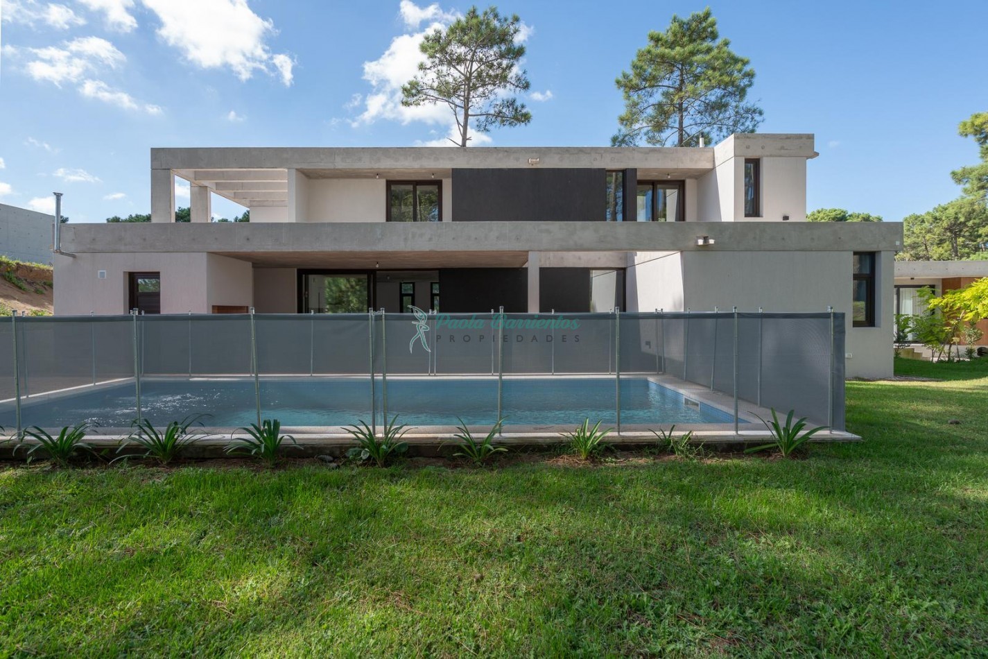 Vendo Casa a Estrenar en Pinamar zona Alamos II tres carabelas y de los Alamos 