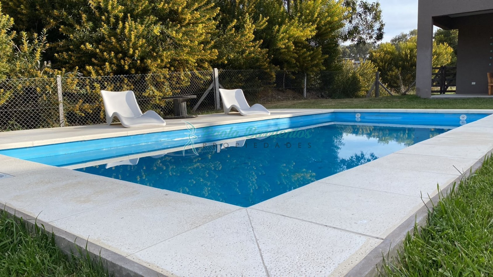 Alquilo casa en Costa Esmeralda Golf 2 lote 406