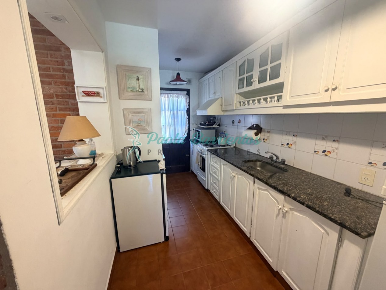 Alquilo Duplex en Pinamar calle Cazon 899 
